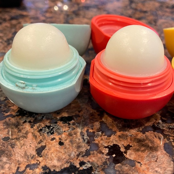 EOS Egg lip balm sphere gloss Bundle of 5 - Picture 3 of 5